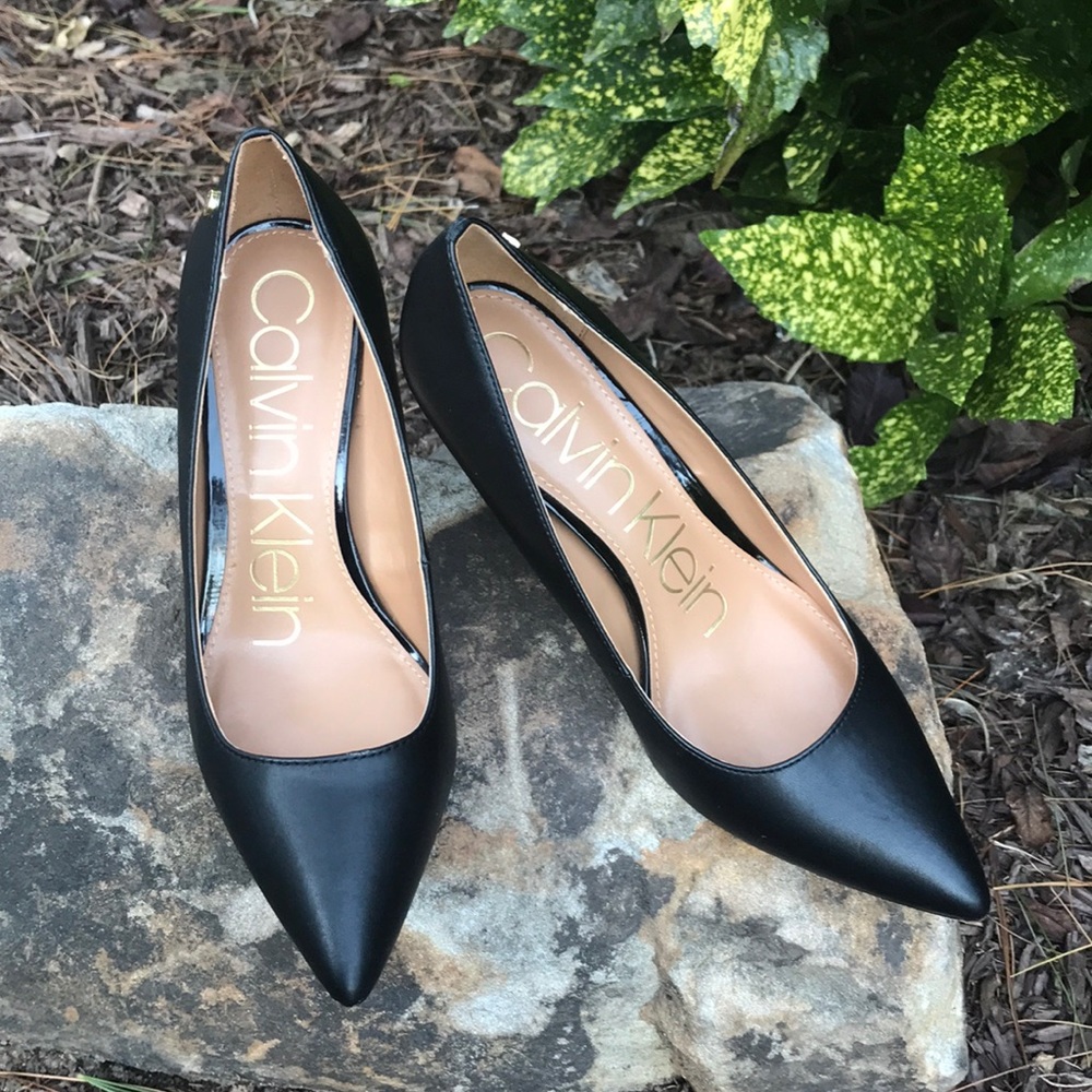 👠NWOB Calvin Klein👠black high hills